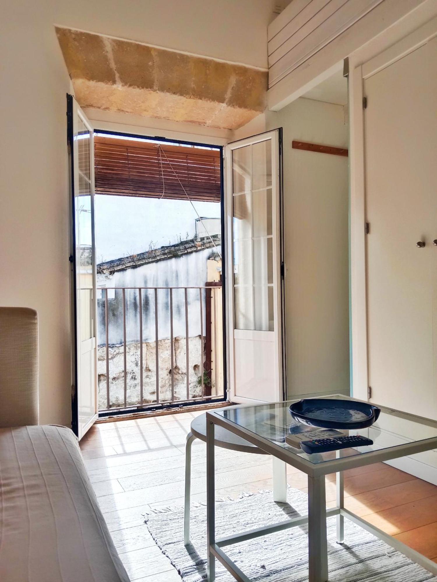 Estudio Plaza Arenal - Balcon Al Exterior - Cama En Buhardilla - Centro Jerez * Jerez de la Frontera